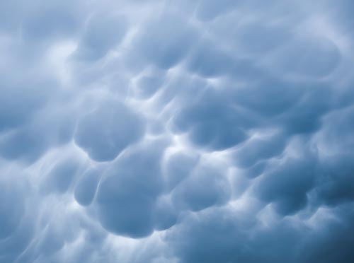 Mammatus-clouds-types